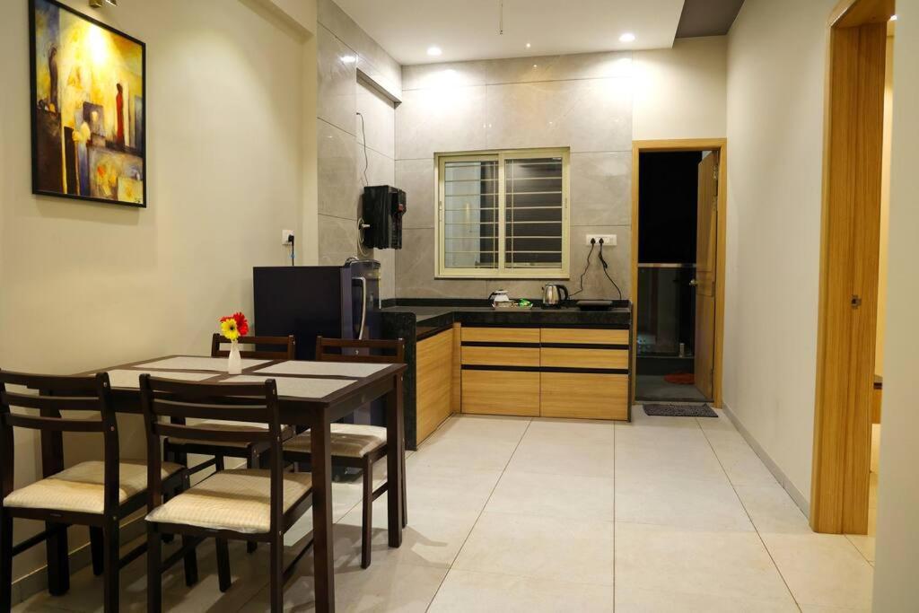 'Sumadhu Homes - 201 ' Kolhapur Exteriör bild